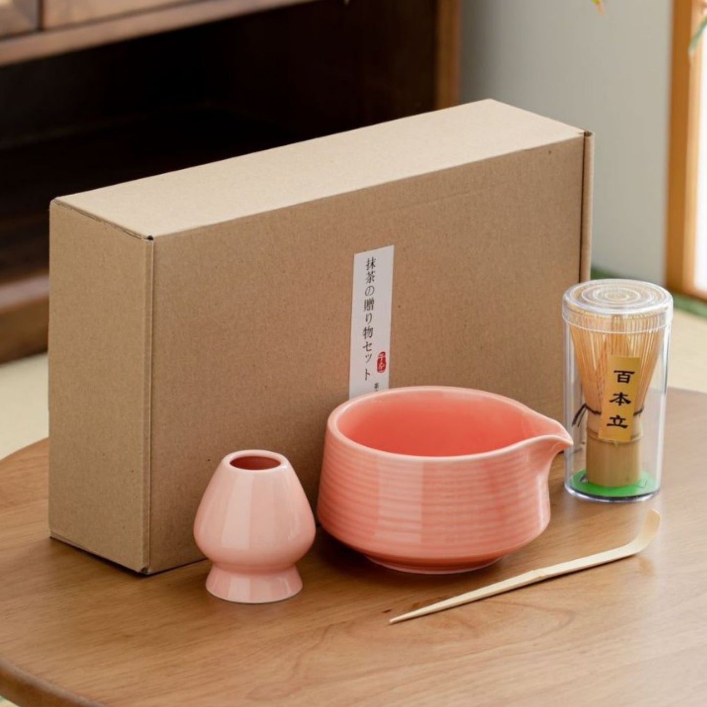 Japanisches traditionelles Matcha Starter Set – Basic Edition | Matcha Schale aus Keramik mit Bambusbesen, Besenhalter & Bambuslöffel