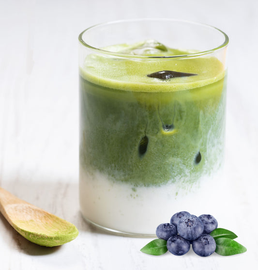 Biomatea Blaubeere Matcha Pulver, Heidelbeer-Geschmack auch für Smoothies, Lattes & mehr