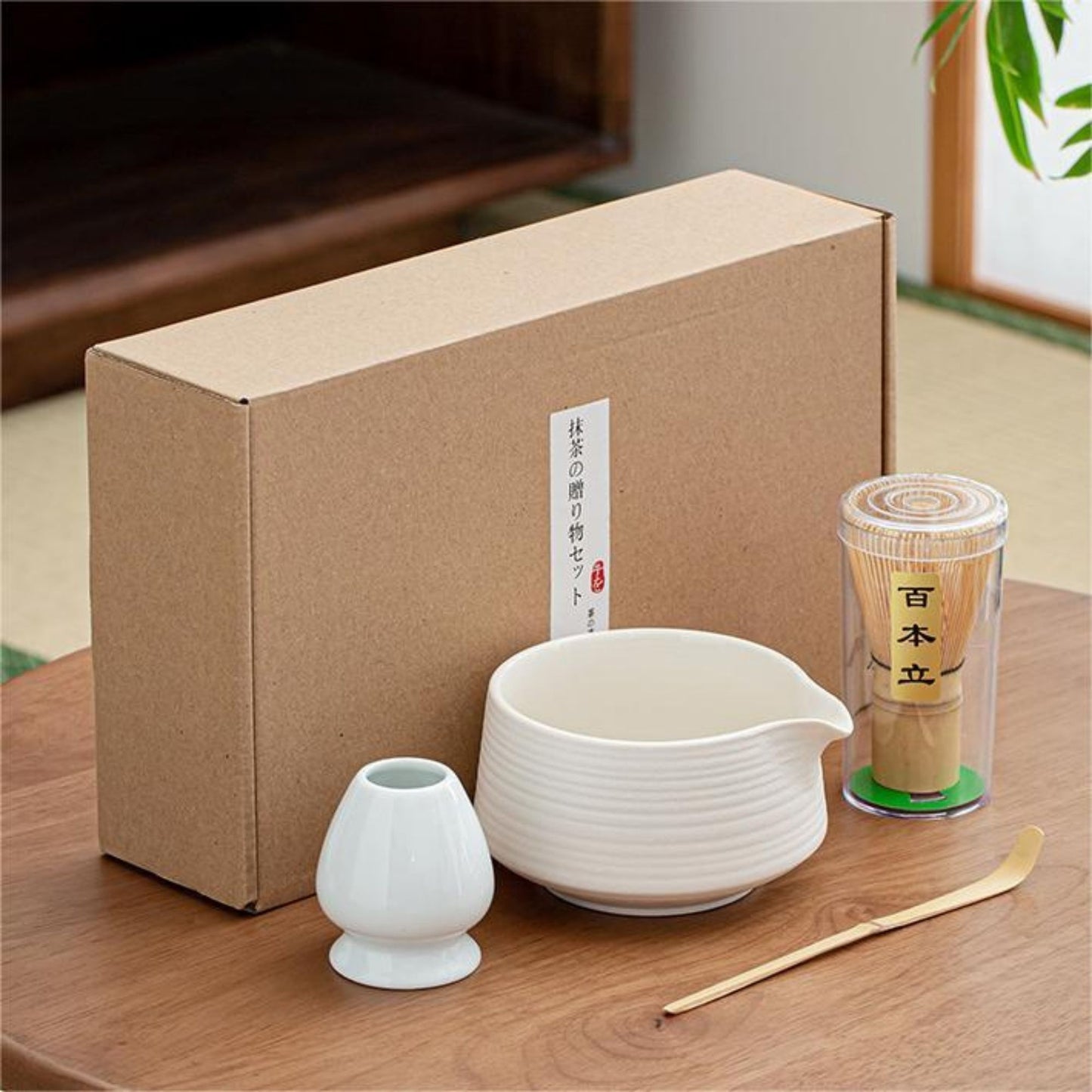 Japanisches traditionelles Matcha Starter Set – Basic Edition | Matcha Schale aus Keramik mit Bambusbesen, Besenhalter & Bambuslöffel