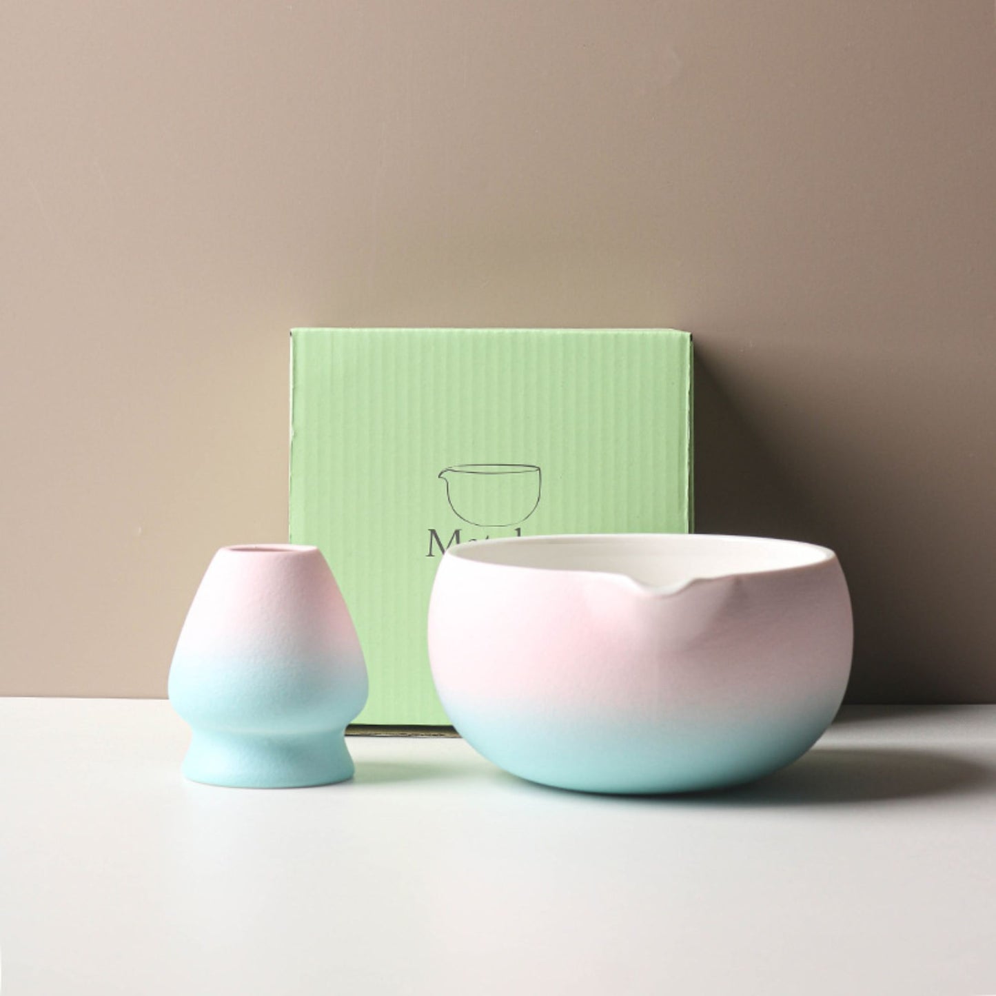 2-teiliges Keramik Matcha Schalen Set Basic | Matcha Schale (500 ml) & Bambusbesen Chasen-Halter, Blau-Rosa
