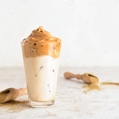 Biomatea Hojicha Tiramisu Latte Pulver – Cremiger Dessert Latte ohne Kaffee – Japanischer Hojicha Grüntee, vegan & glutenfrei, 140g