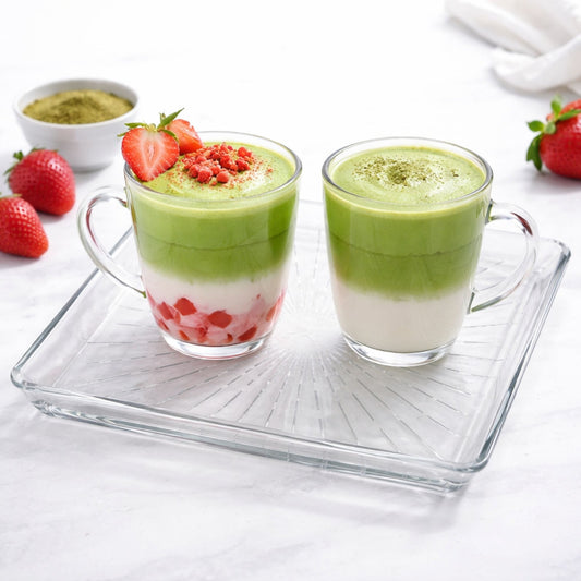 Madlen Glas Servierteller quadratisch 24x24cm aus Kristallglas –  Glasteller für Kuchen, Dessert, matcha