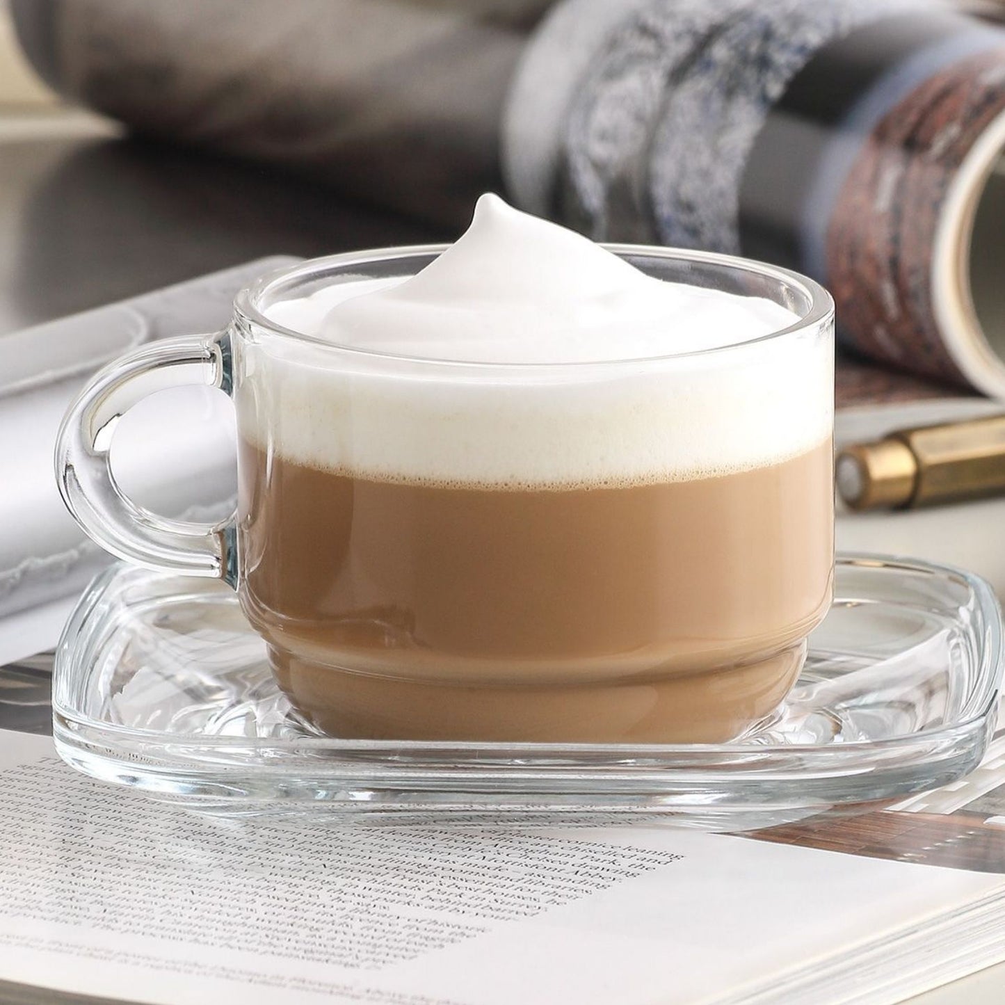 Cozy Glas Tassen Set 12-teilig – 6 Glas-Tassen mit Henkel (270 ml) + 6 Glas-Untertassen – Stapelbar