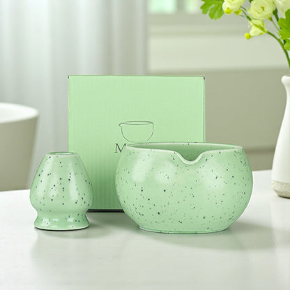 2-teiliges Keramik Matcha Schalen Set Basic | Matcha Schale (500 ml) & Bambusbesen Chasen-Halter, Grün