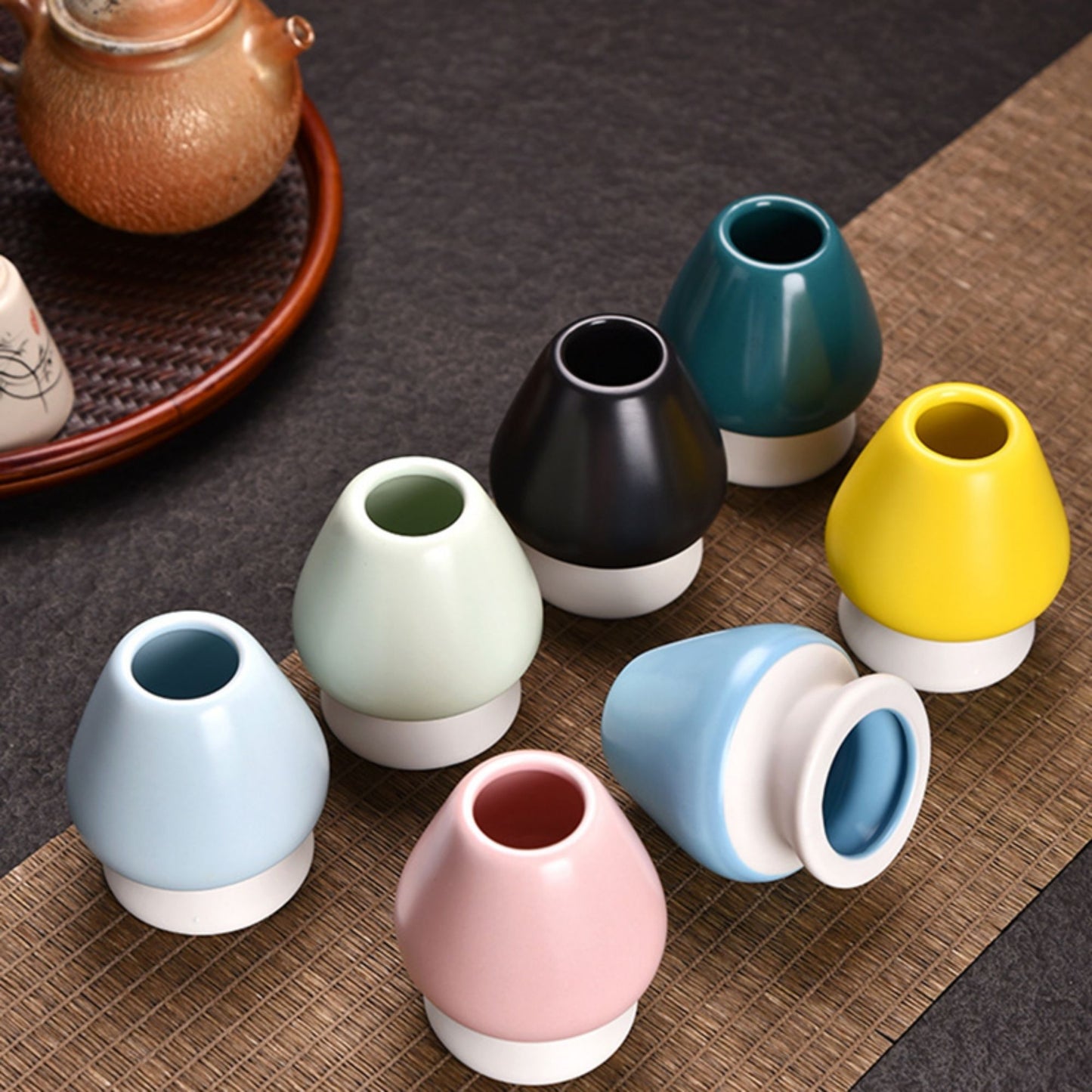 Matcha Besenhalterung aus Keramik – Grün-Weiß | Schwarz-Weiß | Weiß-Creme