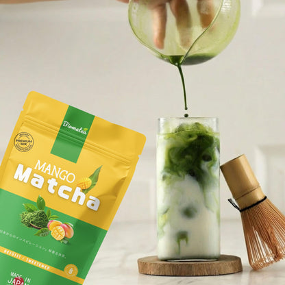 Japanischer Matcha Pulver mit Mango Pulver, gesüßt – 100g – Sofort löslich in Wasser oder Milch, trinkfertig