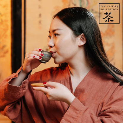 Kyoto Blossom – Feiner Oolong & Grüntee mit Pfirsich & Rosenblüten (80g) – Tee-Atelier Edition