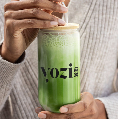 Yozi Premium ceremonial Matcha Pulver, 30g, inkl. Metall Geschenk-Etui, Pestizidfrei Matcha-Tee  aus Japan Kagoshima